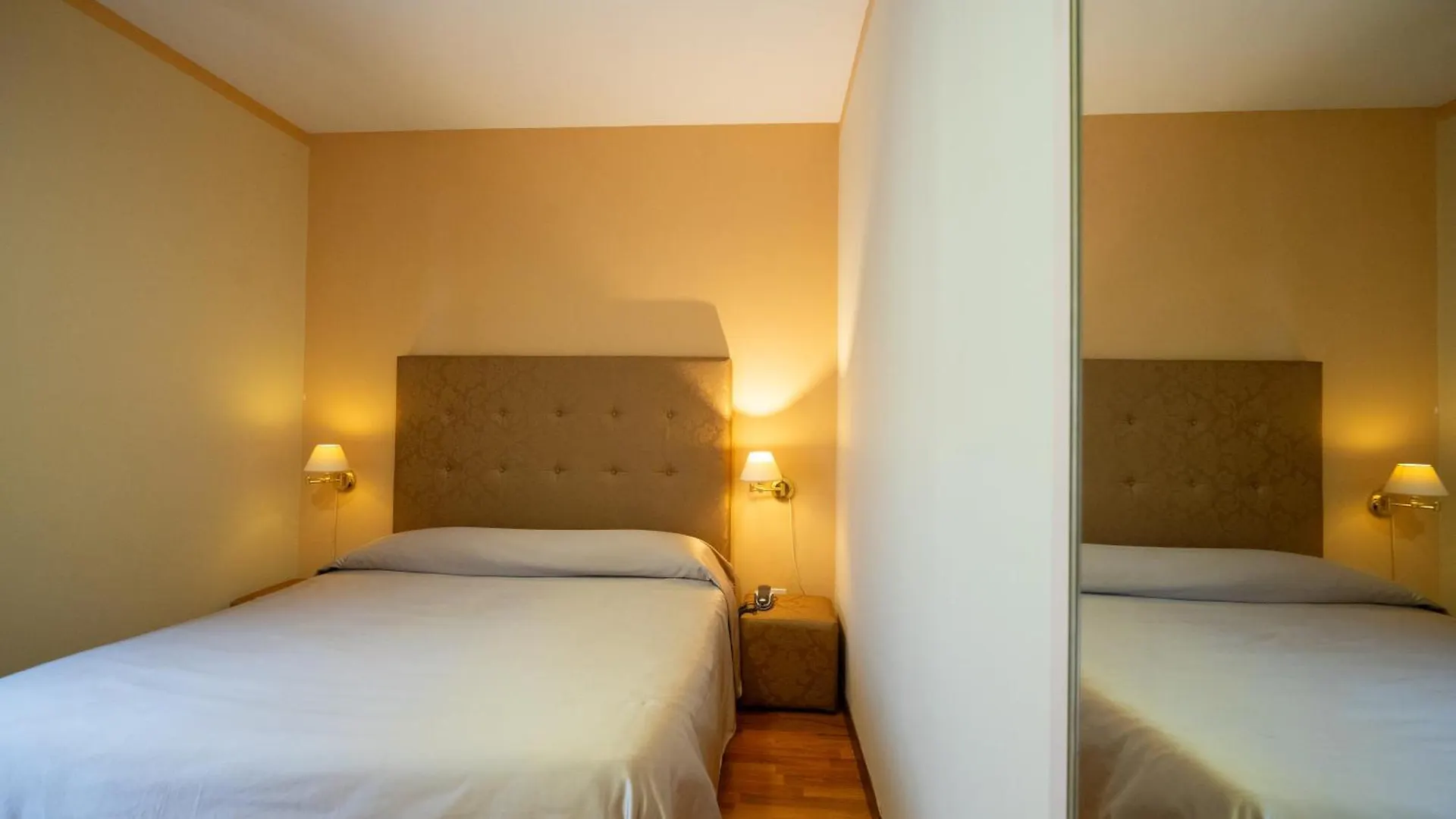 Hotel Bernardino Lucca