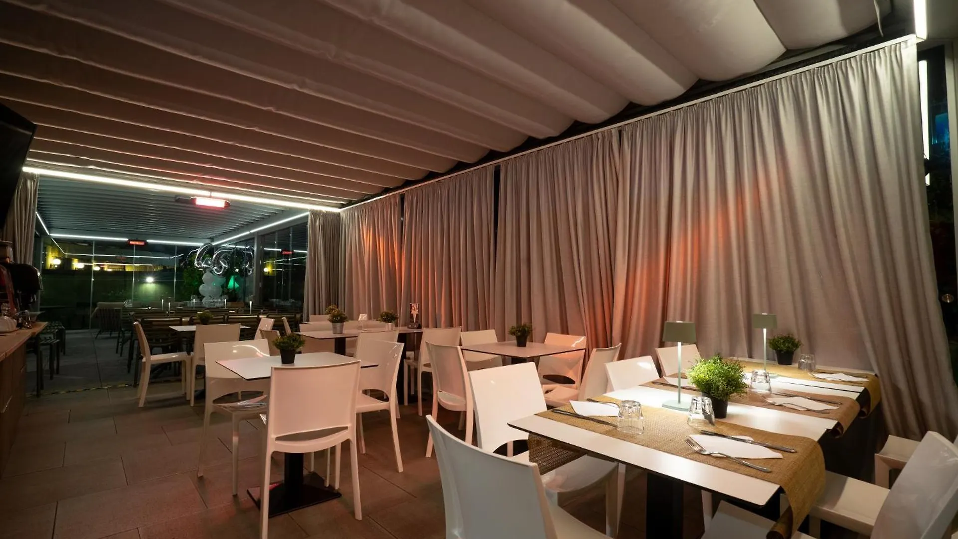 Hotel Bernardino Lucca 3*,