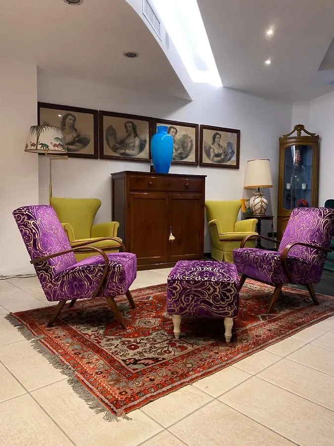 Hotel Bernardino Lucca