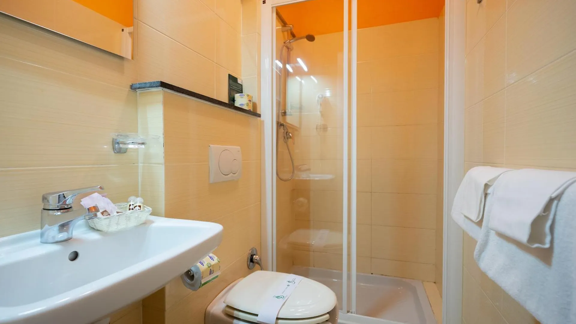 Hotel Bernardino Lucca