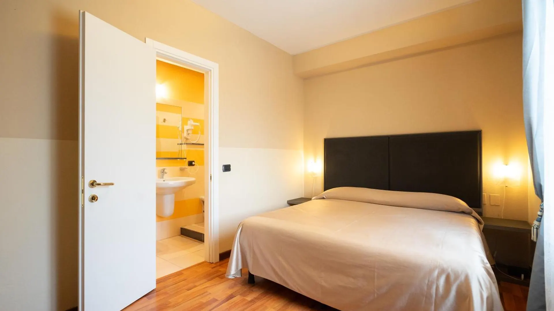 ***  Hotel Bernardino Lucca Italia